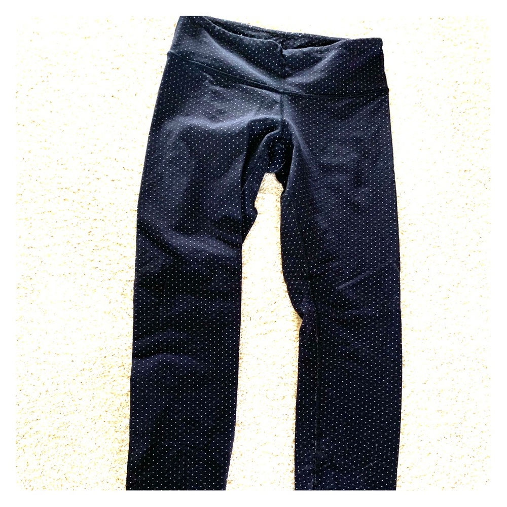 Lululemon size 6 leggings